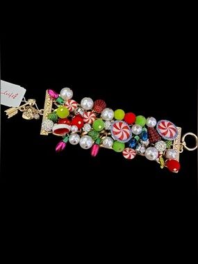 BETSEY JOHNSON Christmas Holiday Candy Lights & Pearls Statement Bracelet NWT